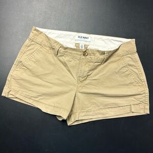 Old Navy khaki 3 inch shorts size 2